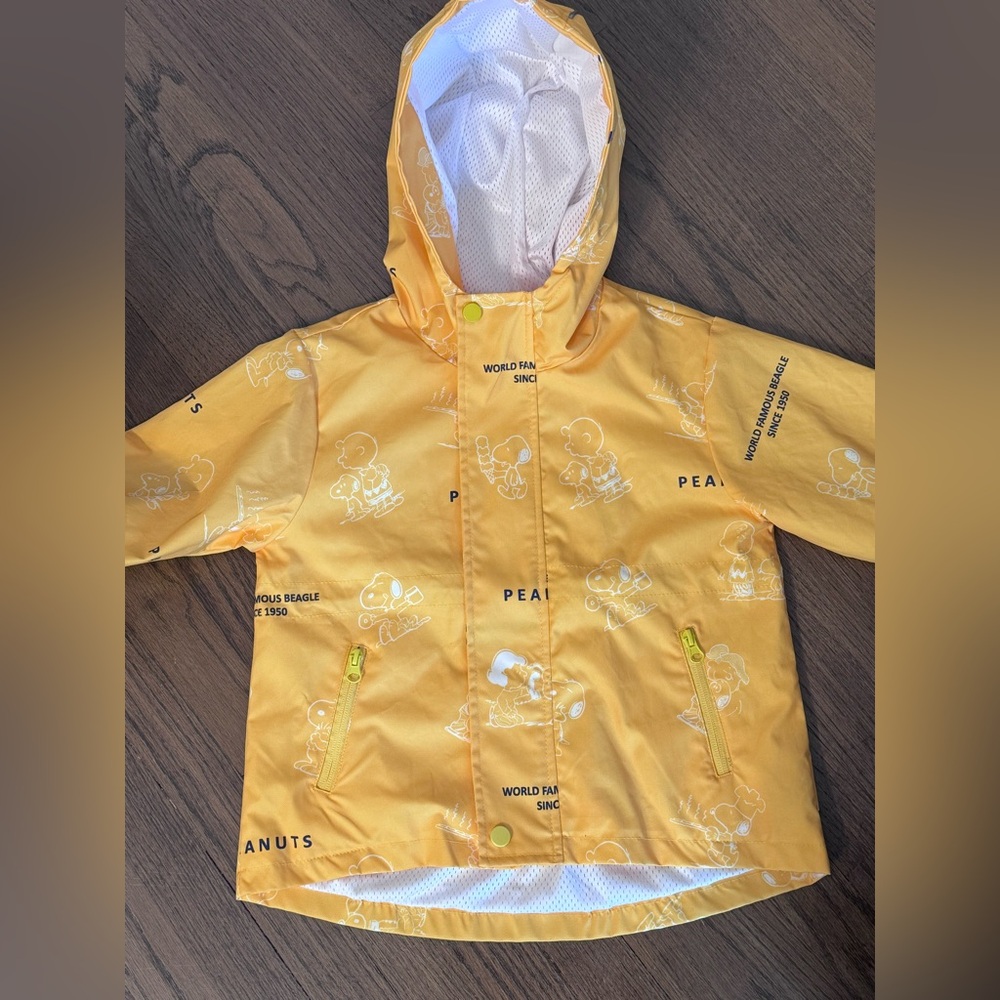 Peanuts Yellow Raincoat for Kids - Picture 3 of 11